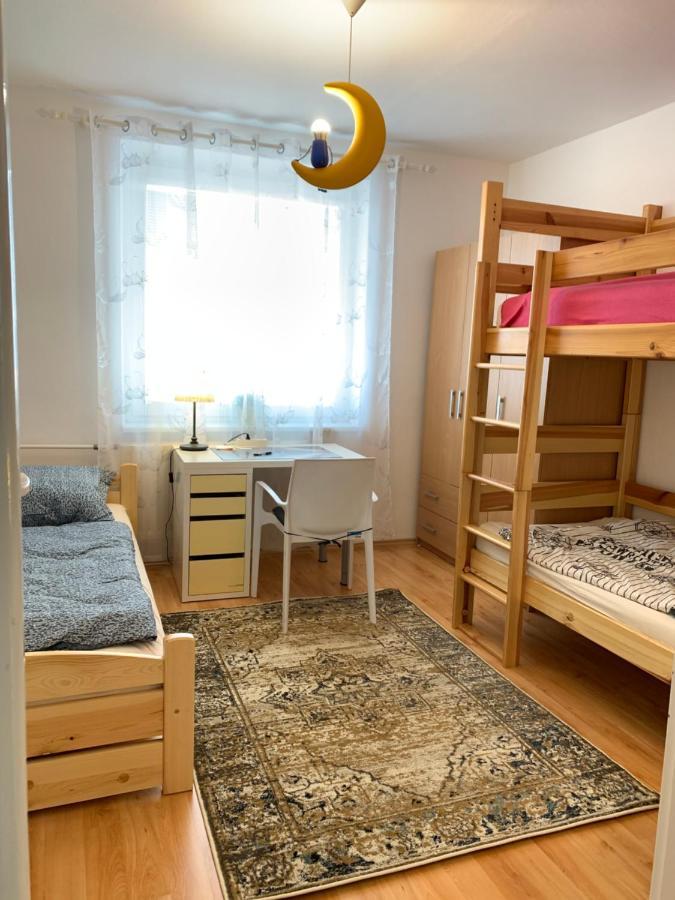Apartment Botanika2 Trnava Exteriör bild