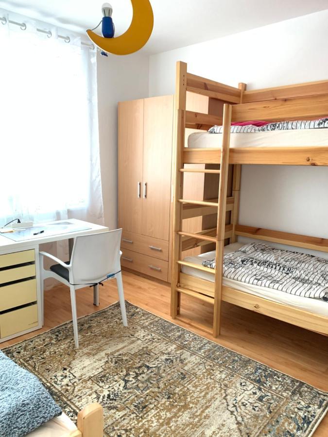 Apartment Botanika2 Trnava Exteriör bild